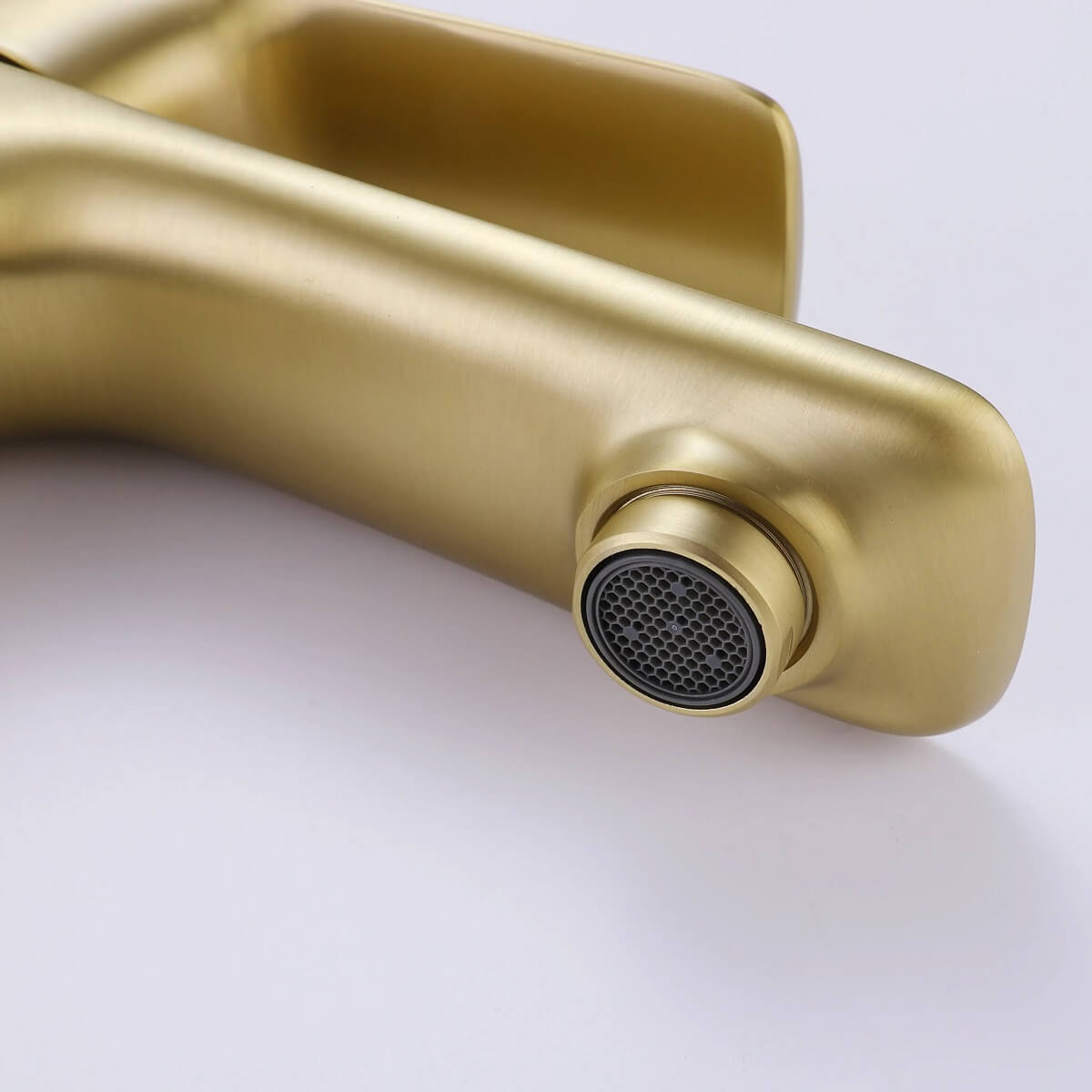 1-Hole Single-Handle Bathroom Sink Faucet with 10-Inch Deck Plate