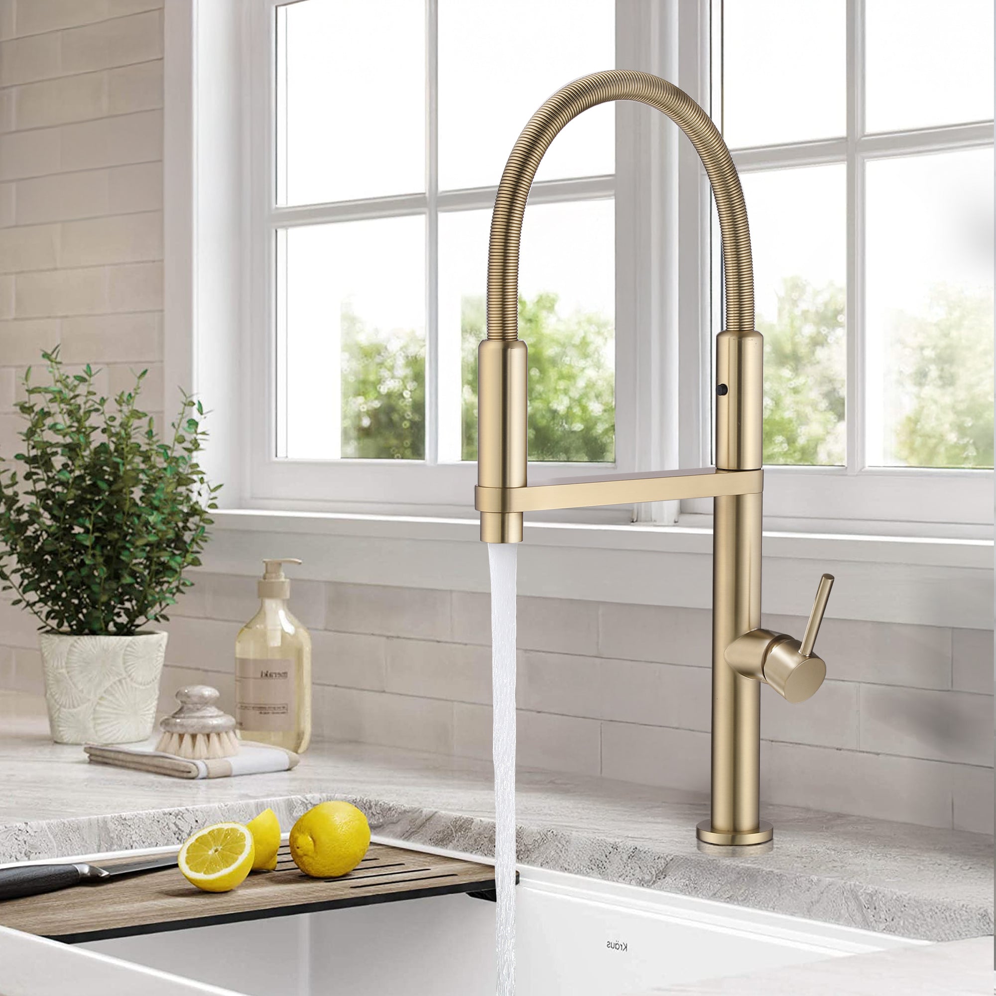 Magnetic Docking Kitchen Faucet with Pull Down Sprayer, Dual-Function Spray and 360 Degree Swivel, Commercial Spring Kitchen Faucet
