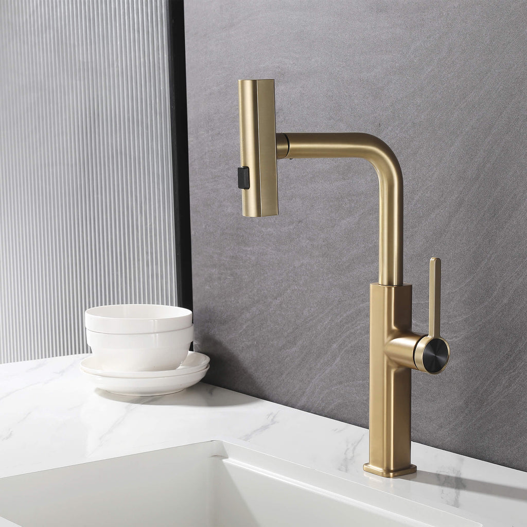 Smart Kitchen Faucet with Temperature Display & 3-Function Pull-Out Sprayer