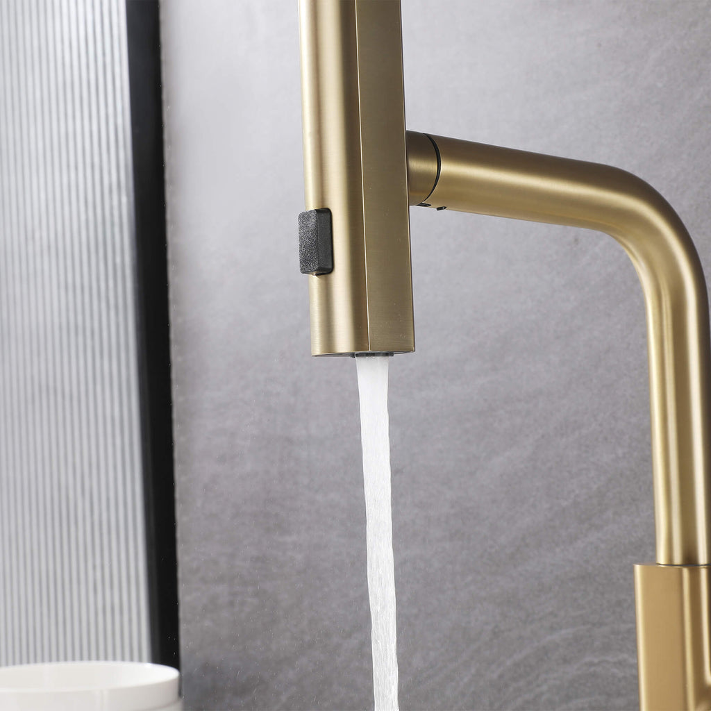 Smart Kitchen Faucet with Temperature Display & 3-Function Pull-Out Sprayer