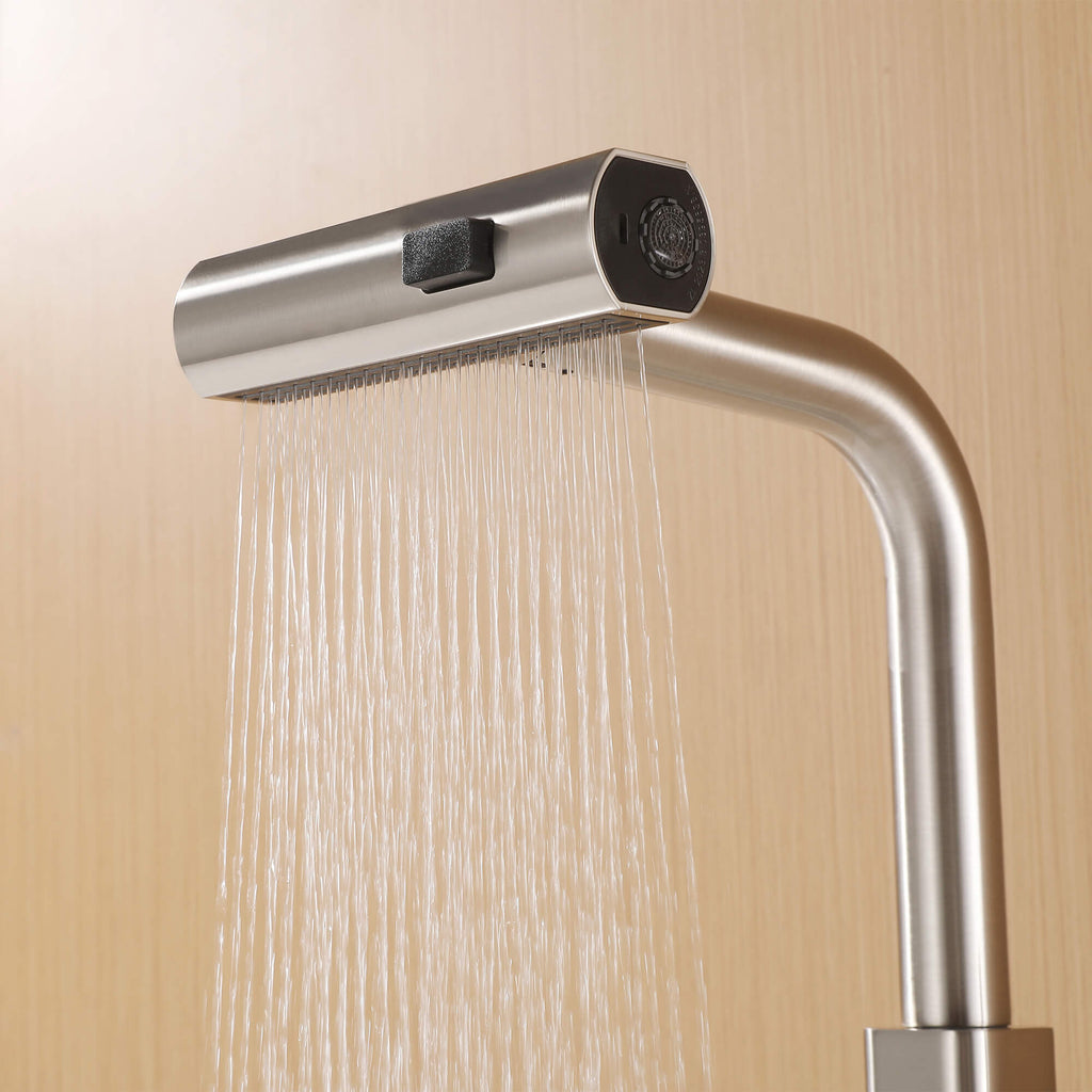 Smart Kitchen Faucet with Temperature Display & 3-Function Pull-Out Sprayer