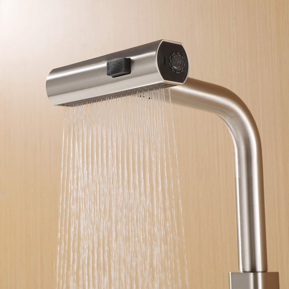 Smart Kitchen Faucet with Temperature Display & 3-Function Pull-Out Sprayer