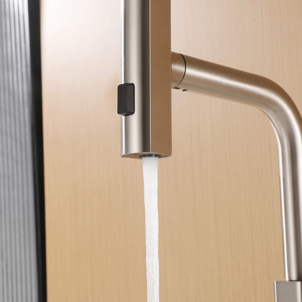 Smart Kitchen Faucet with Temperature Display & 3-Function Pull-Out Sprayer