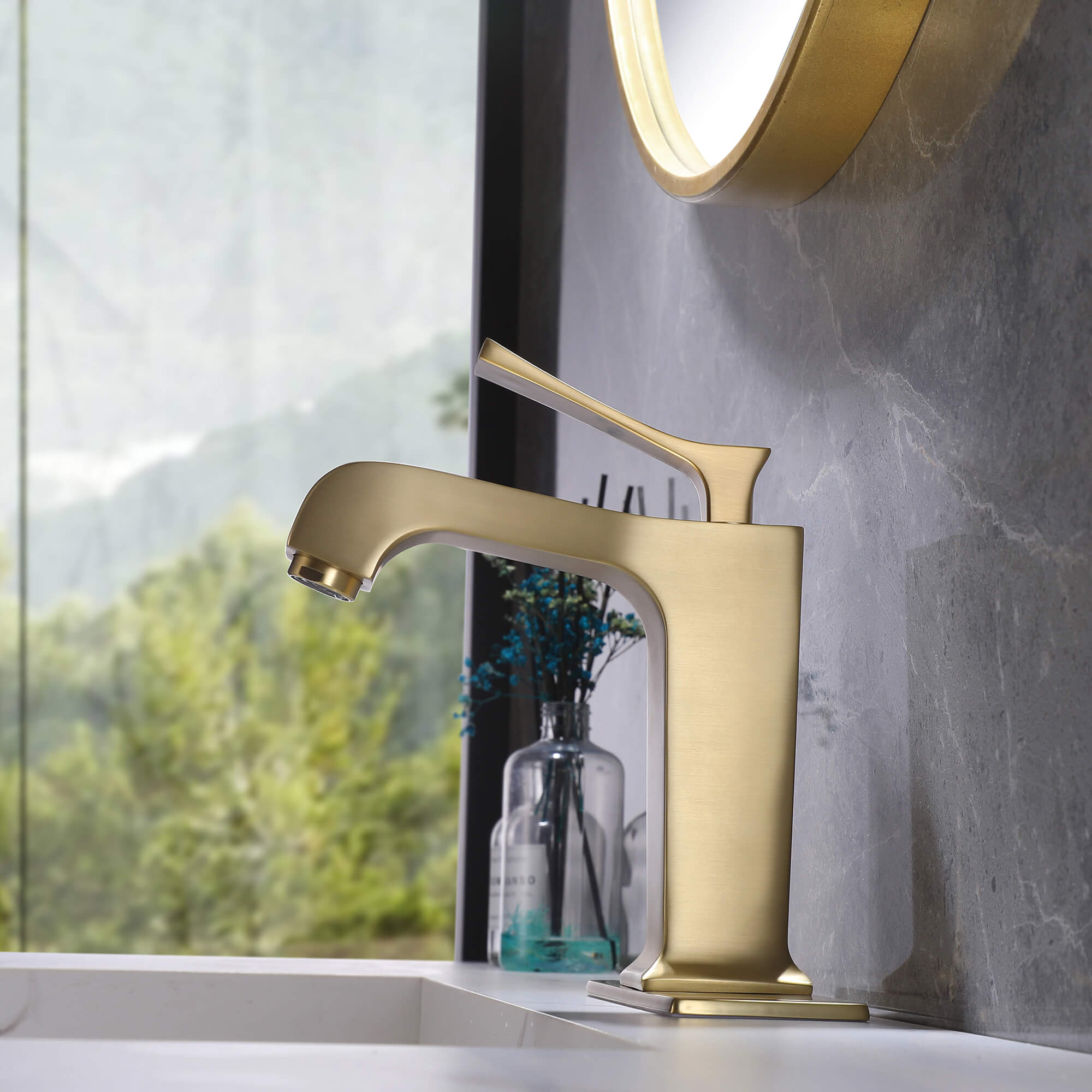 Single Handle 1-hole Basin Faucet with Curved Spout and Rectangular Deck Plate