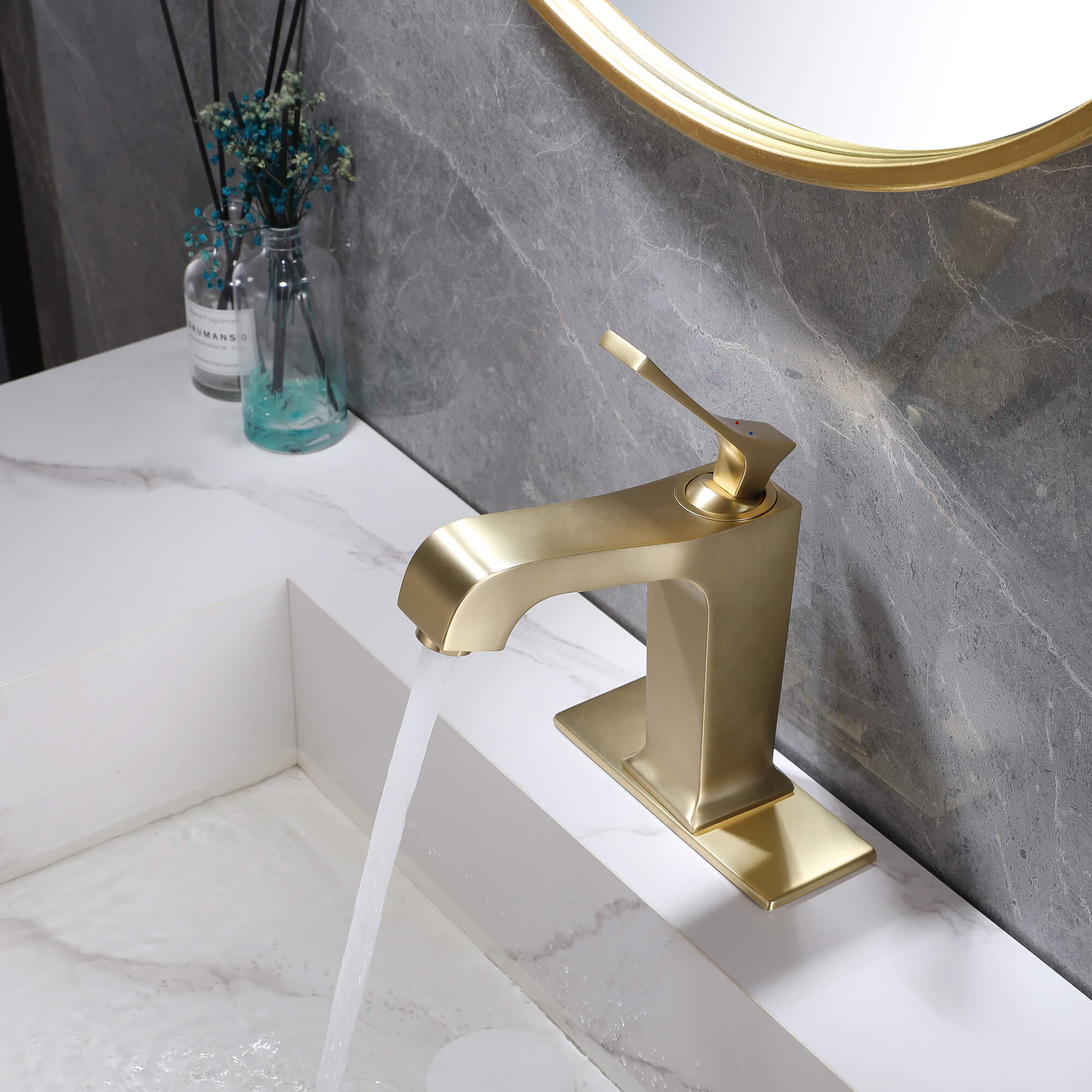 Single Handle 1-hole Basin Faucet with Curved Spout and Rectangular Deck Plate