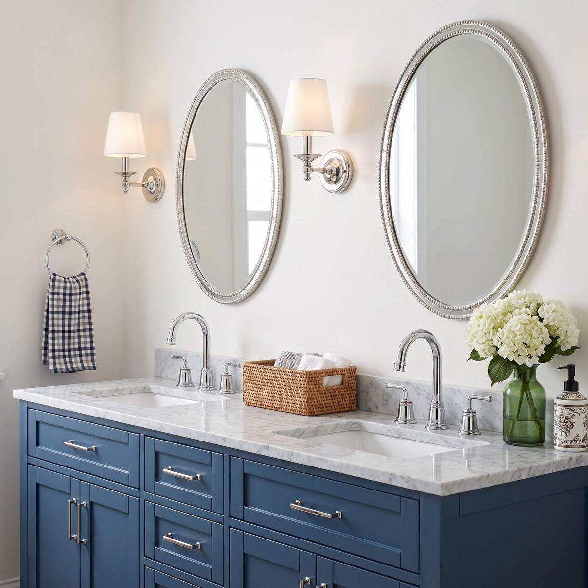 360° Swivel Gooseneck Widespread Bathroom Sink Faucet with Drain