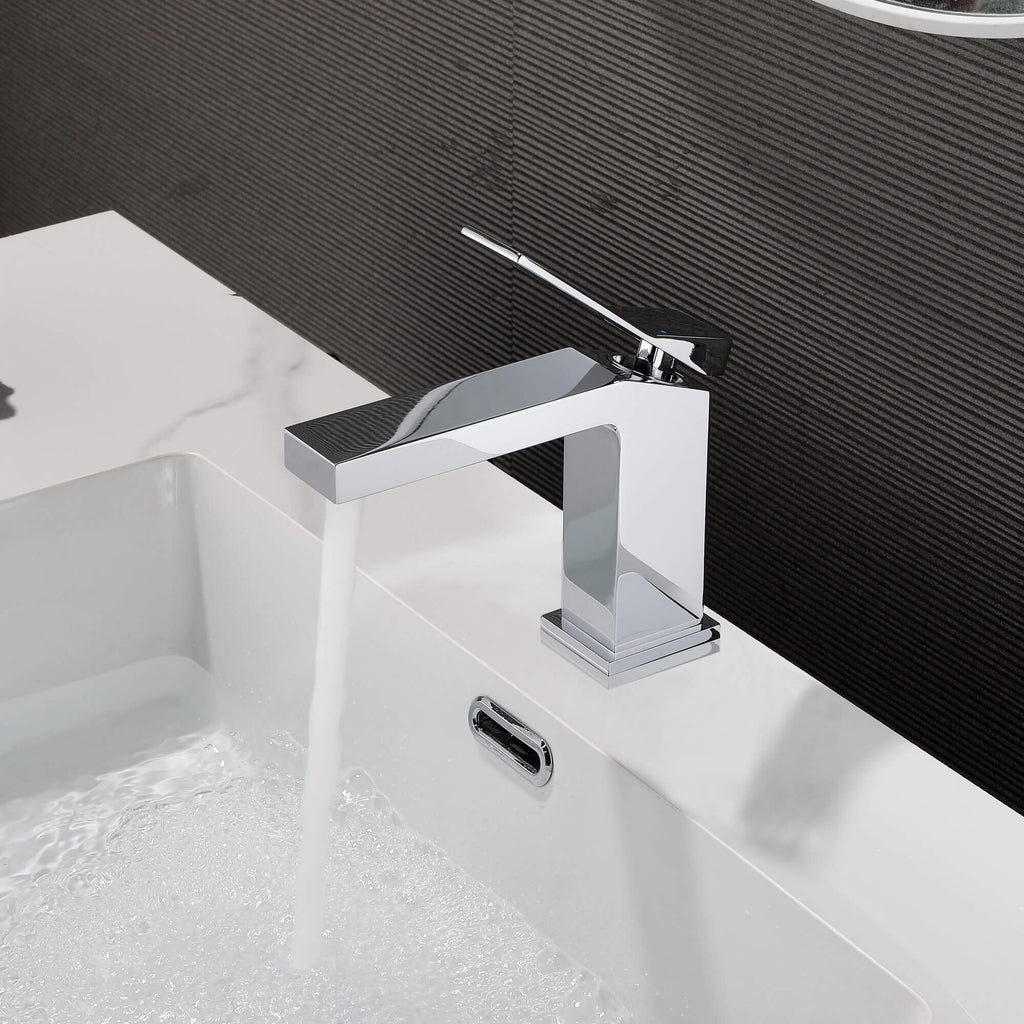 Minimalist Single-Handle Basin Faucet with Crisp Geometric Profiles