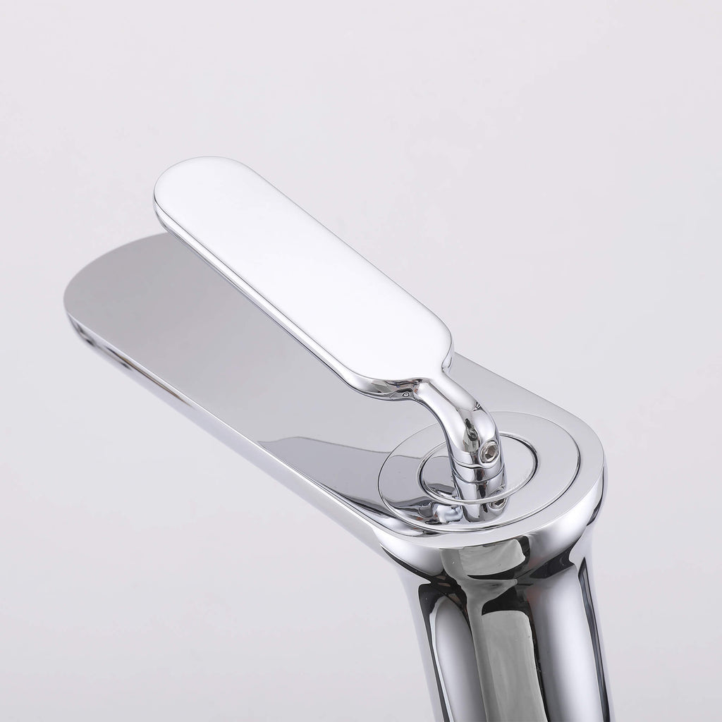 Minimalist Single Hole Single Handle Bathroom Faucet with removable aerator
