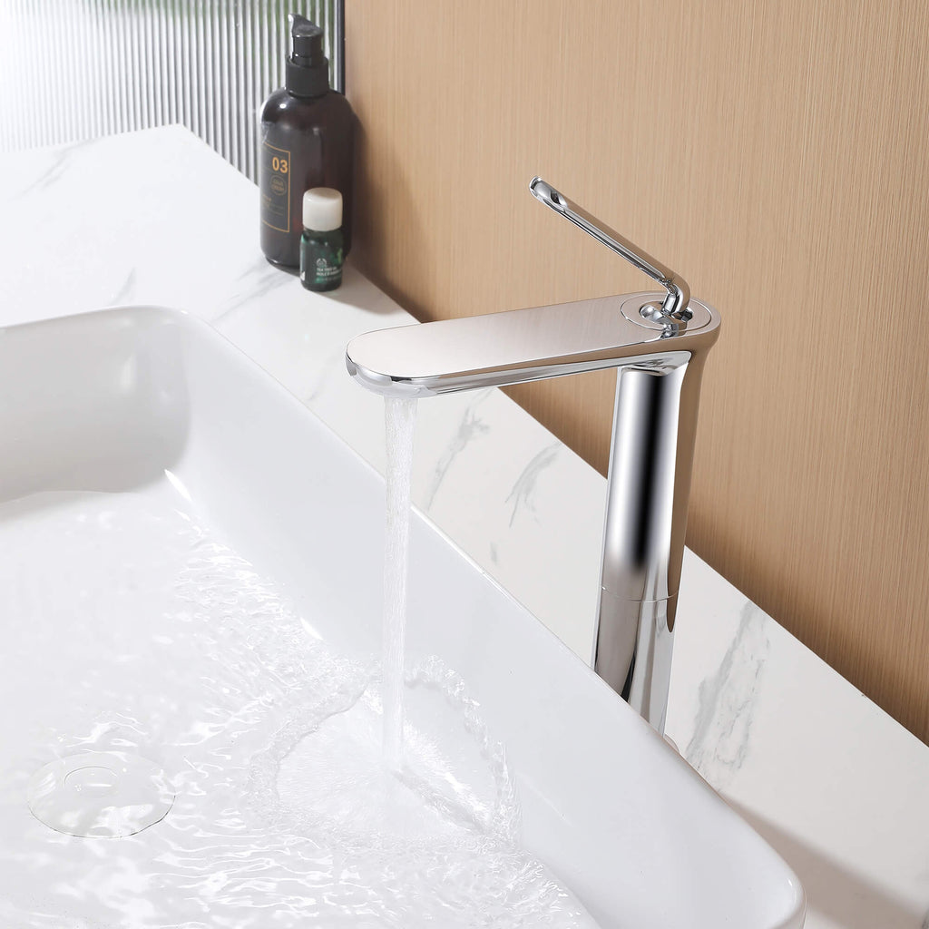 Minimalist Single Hole Single Handle Bathroom Faucet with removable aerator
