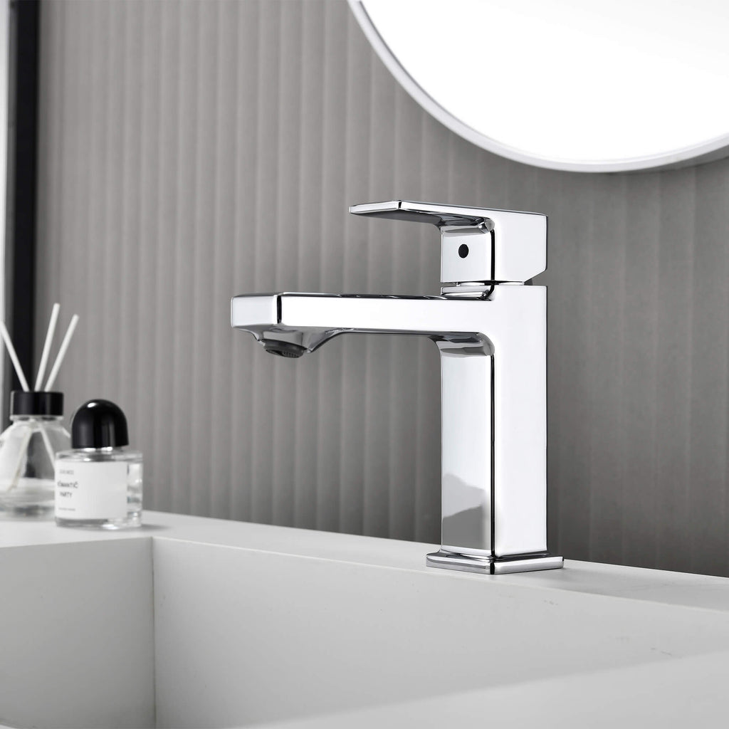 Modern Single Handle 1-Hole Sink Faucet with Graceful Forward Outpour