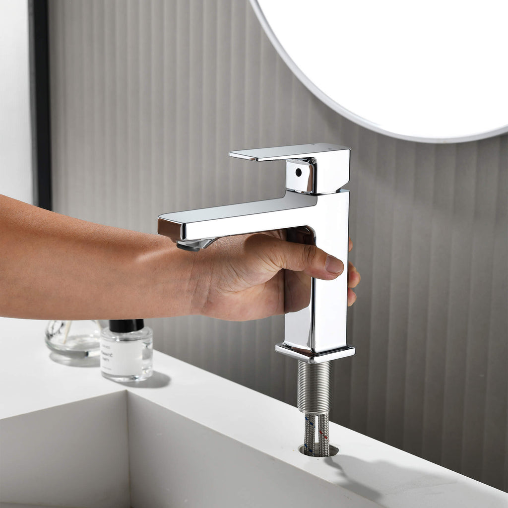 Modern Single Handle 1-Hole Sink Faucet with Graceful Forward Outpour