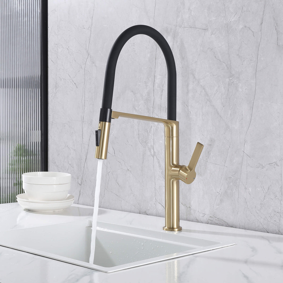 Dual-Mode Pull-Down Kitchen Faucet with Magnetic Spray Head