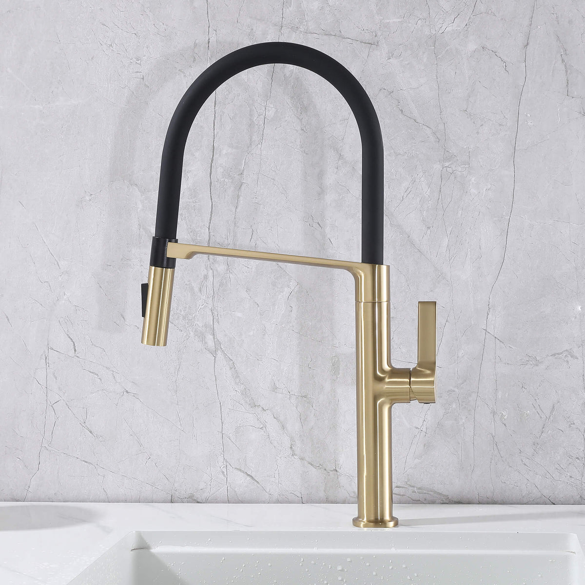 Dual-Mode Pull-Down Kitchen Faucet with Magnetic Spray Head
