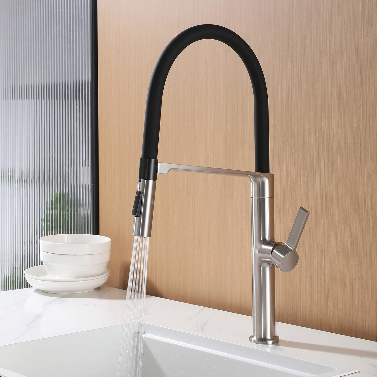 Dual-Mode Pull-Down Kitchen Faucet with Magnetic Spray Head