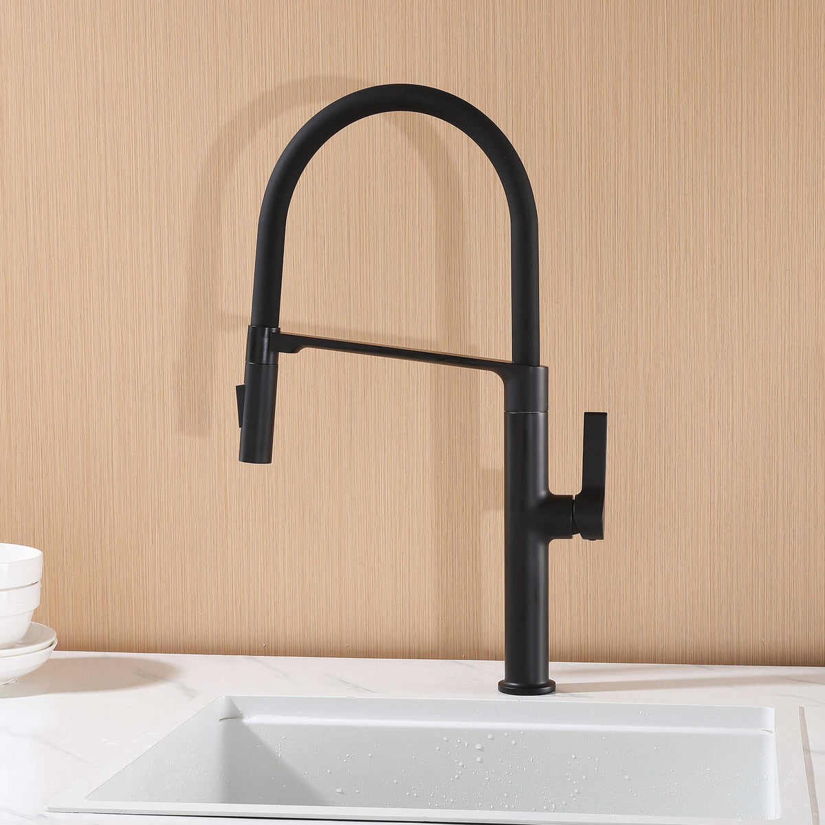 Dual-Mode Pull-Down Kitchen Faucet with Magnetic Spray Head