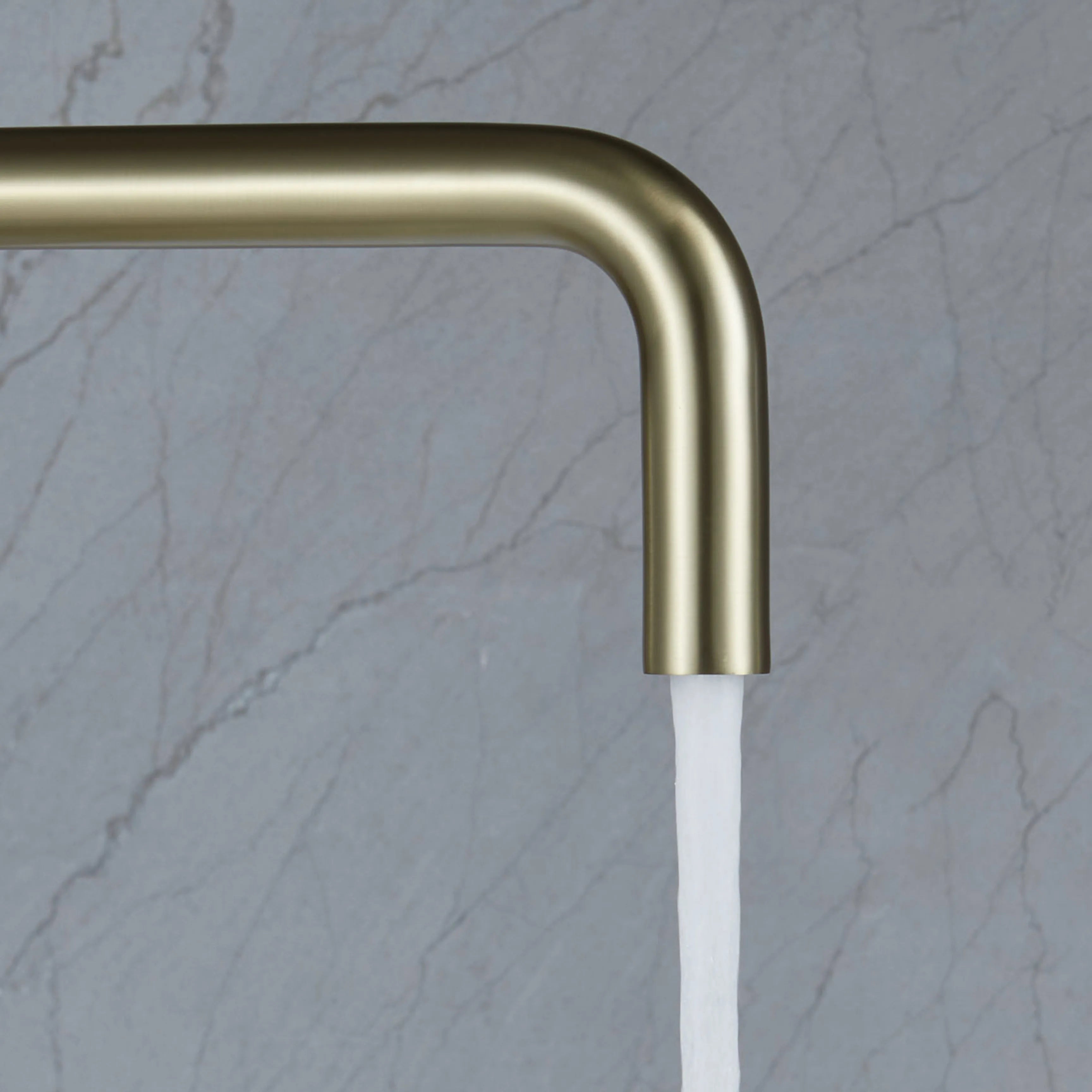 Floor Mounted Brushed Gold Bathtub Faucet With Tub Filler And Handheld Shower