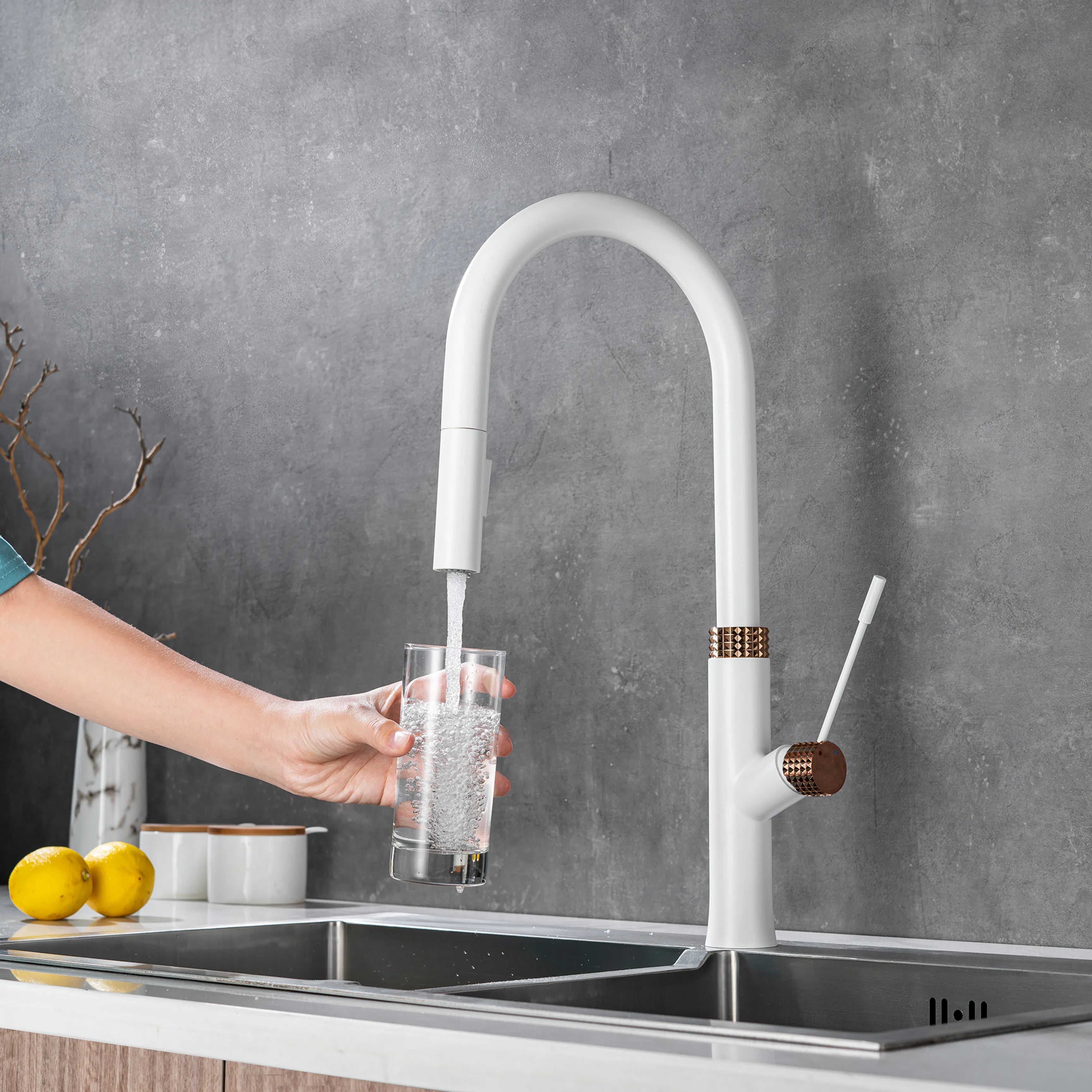 Single Hole Pull Down Kitchen Sink Faucet In White