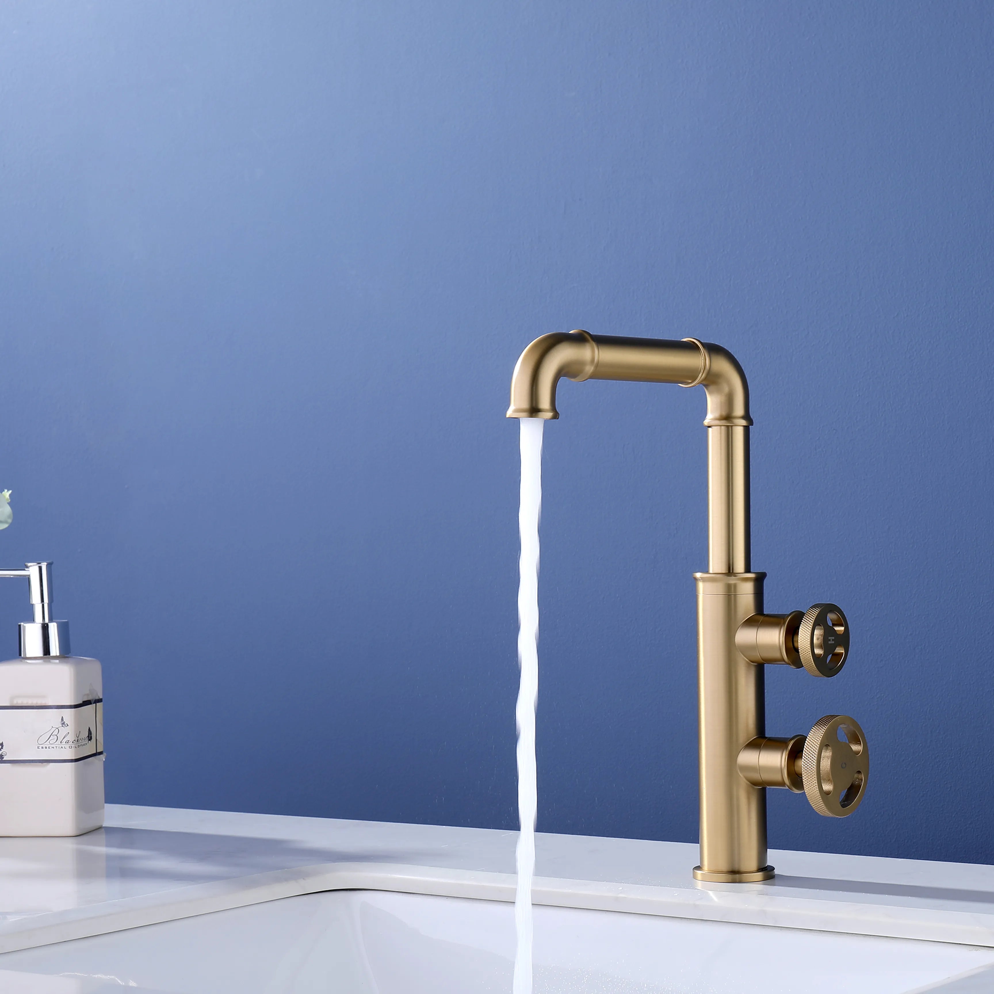 Deck Mount 2-Handle Bathroom Faucet In Brushed Gold