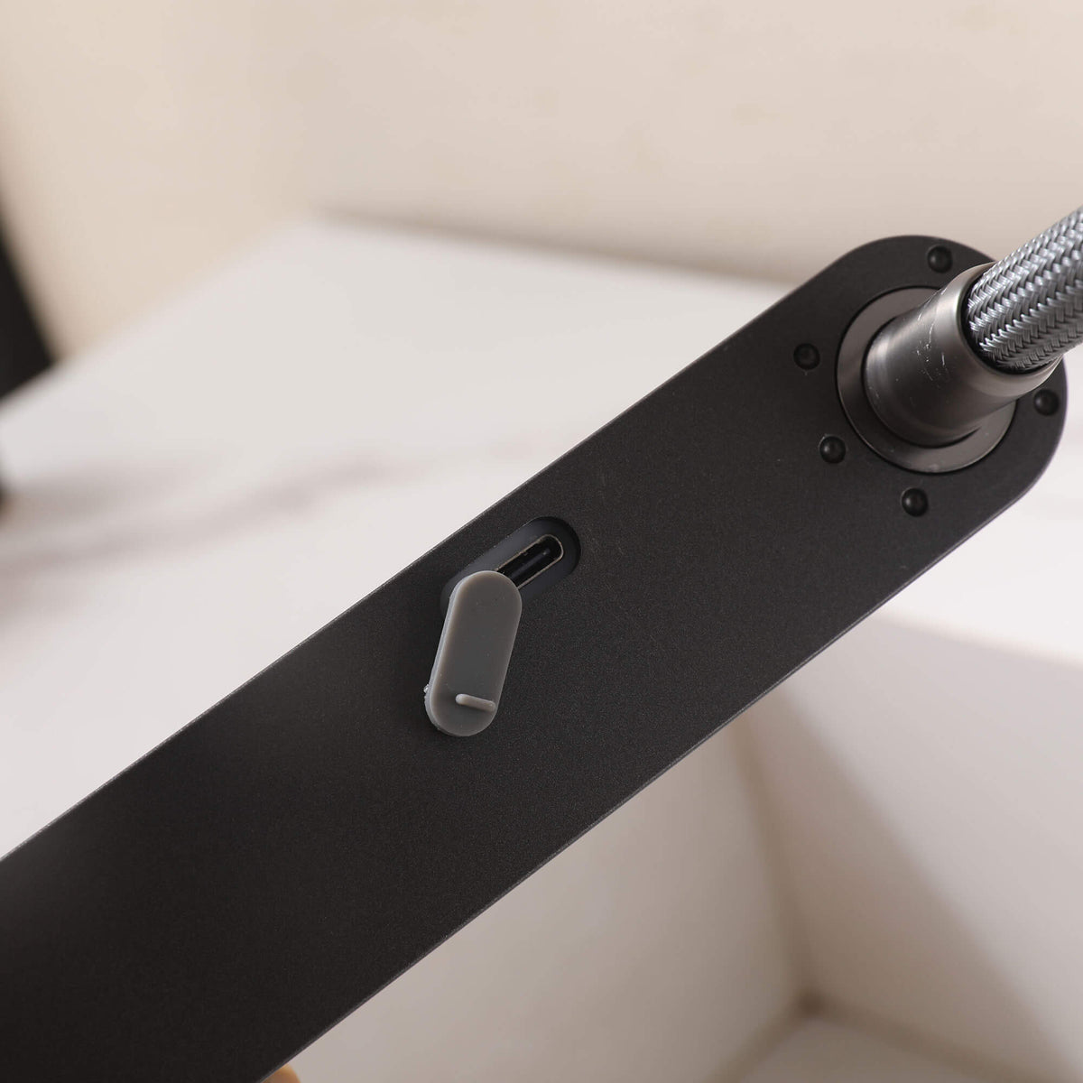 Smart Digital Display Pull-Out Basin Faucet with Dual-Mode Multi-Flow Delivery
