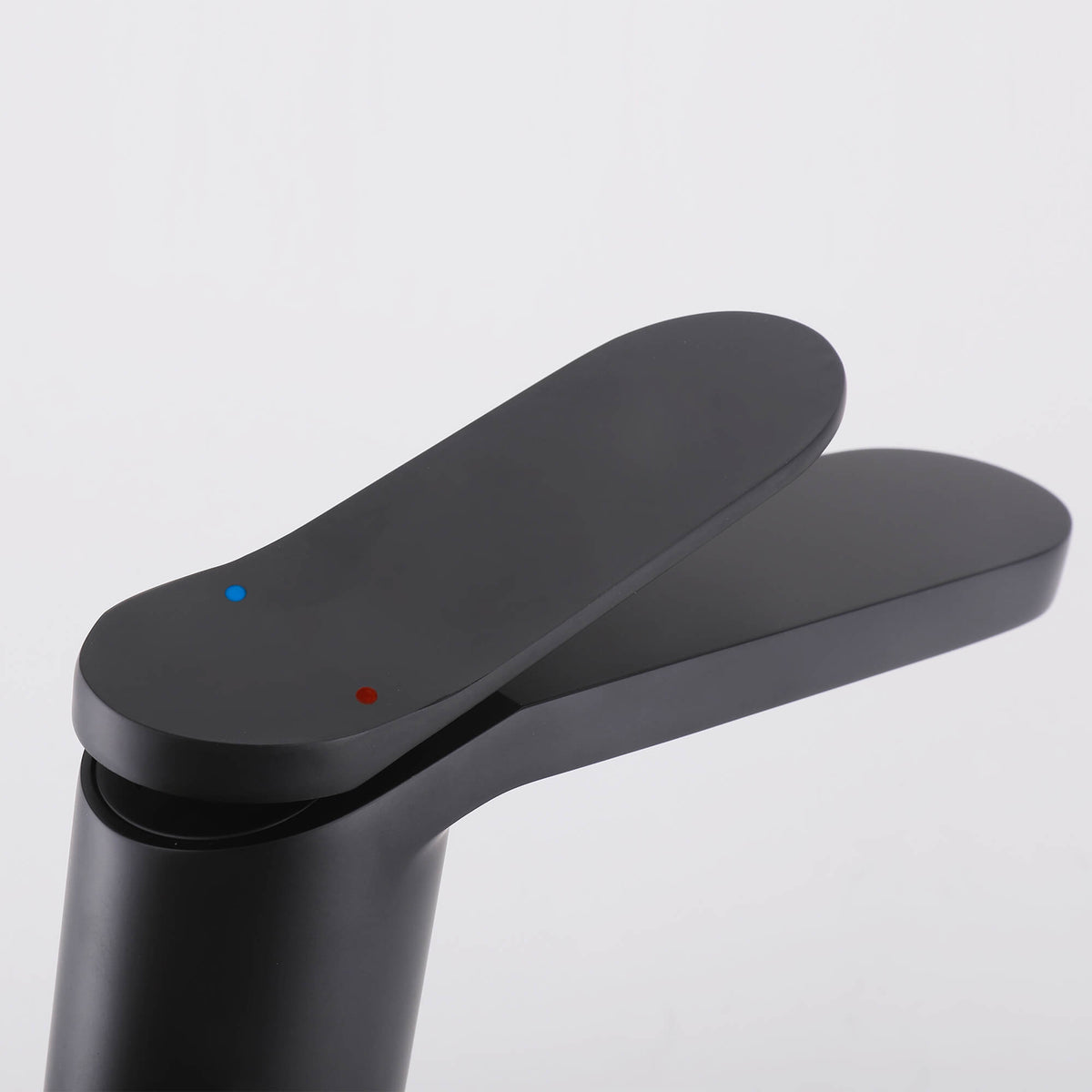 Modern Minimalist High-Flow Basin Faucet with Rigid Flat Spout