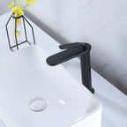 Minimalist Single Hole Single Handle Bathroom Faucet with removable aerator