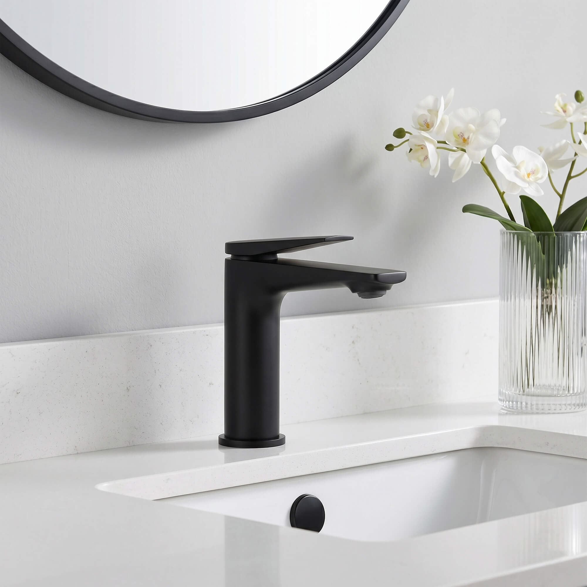 Modern Streamlined Flat-Spout Solid Brass Basin Faucet