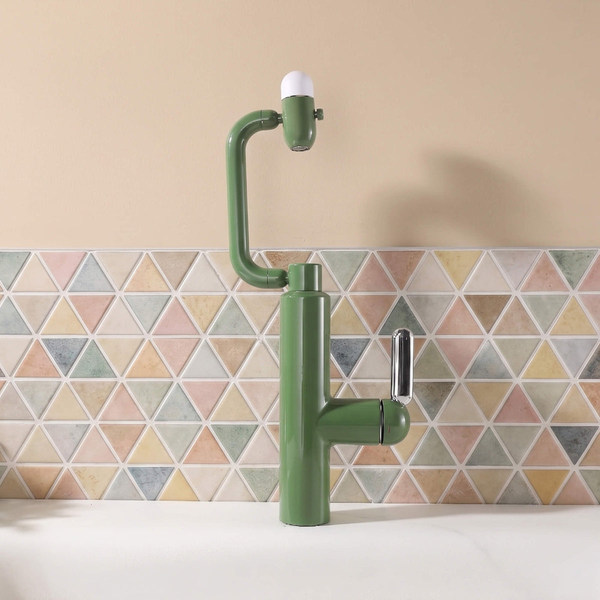 Single-Hole Pull-Out Bathroom Faucet with 360° Bionic Arm and 4 Spray Modes