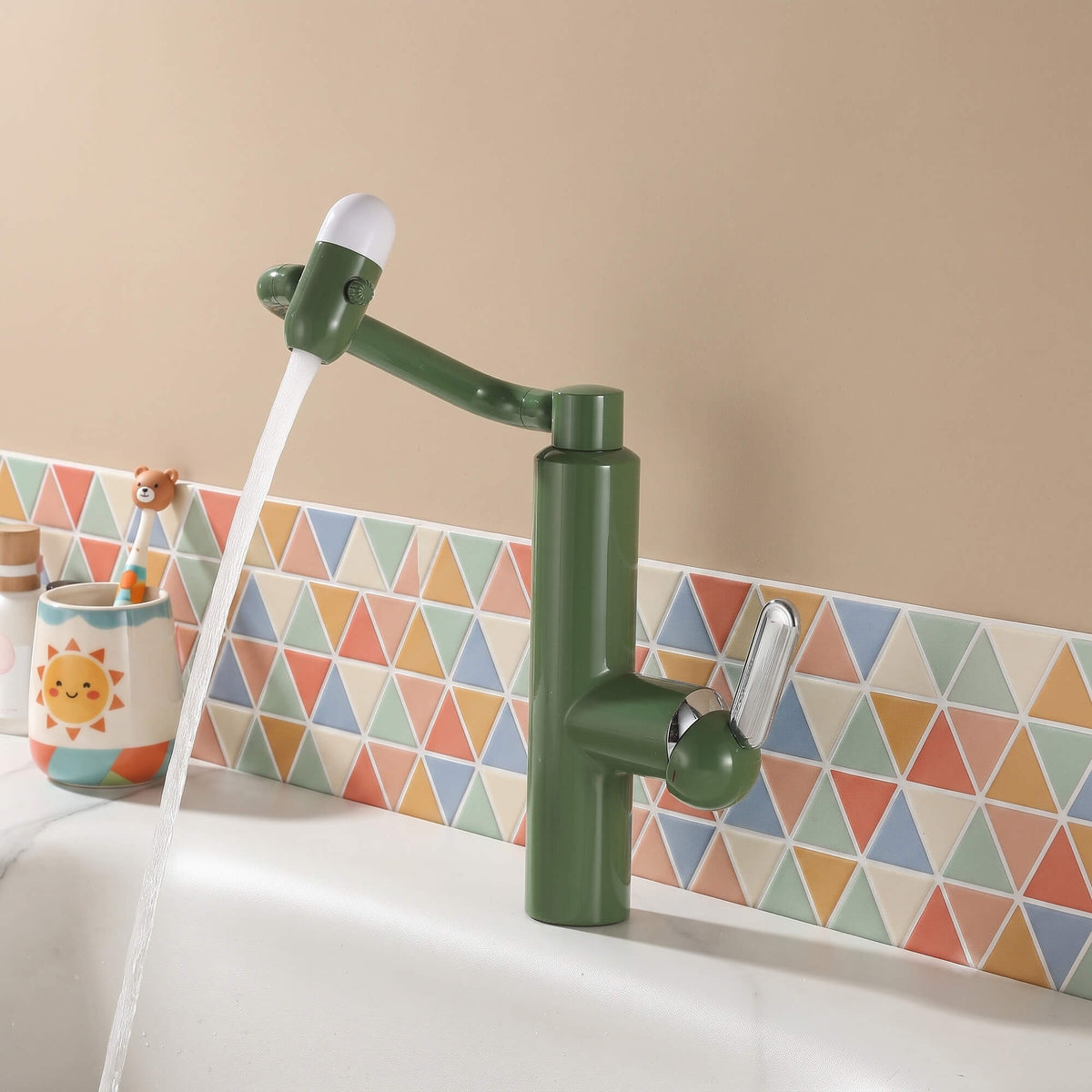 Single-Hole Pull-Out Bathroom Faucet with 360° Bionic Arm and 4 Spray Modes
