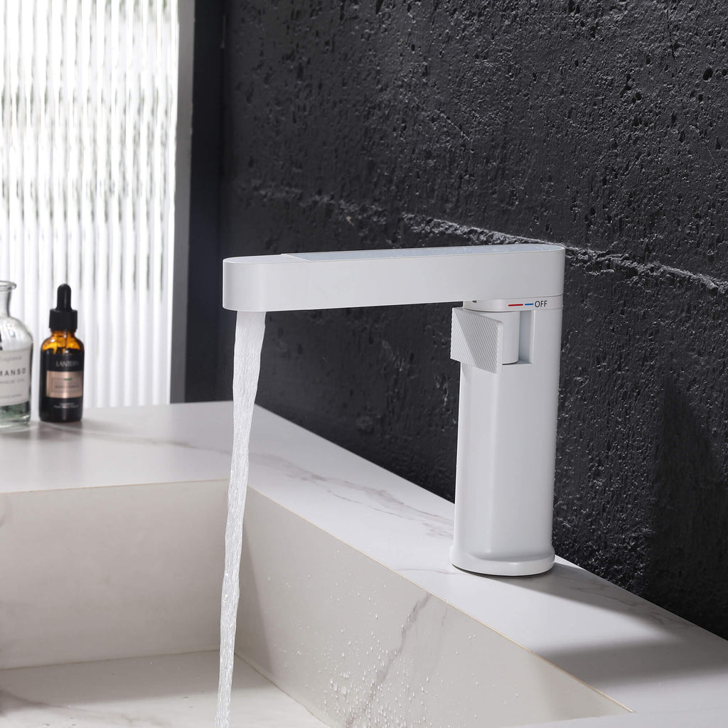 Smart Digital Display Pull-Out Basin Faucet with Dual-Mode Multi-Flow Delivery