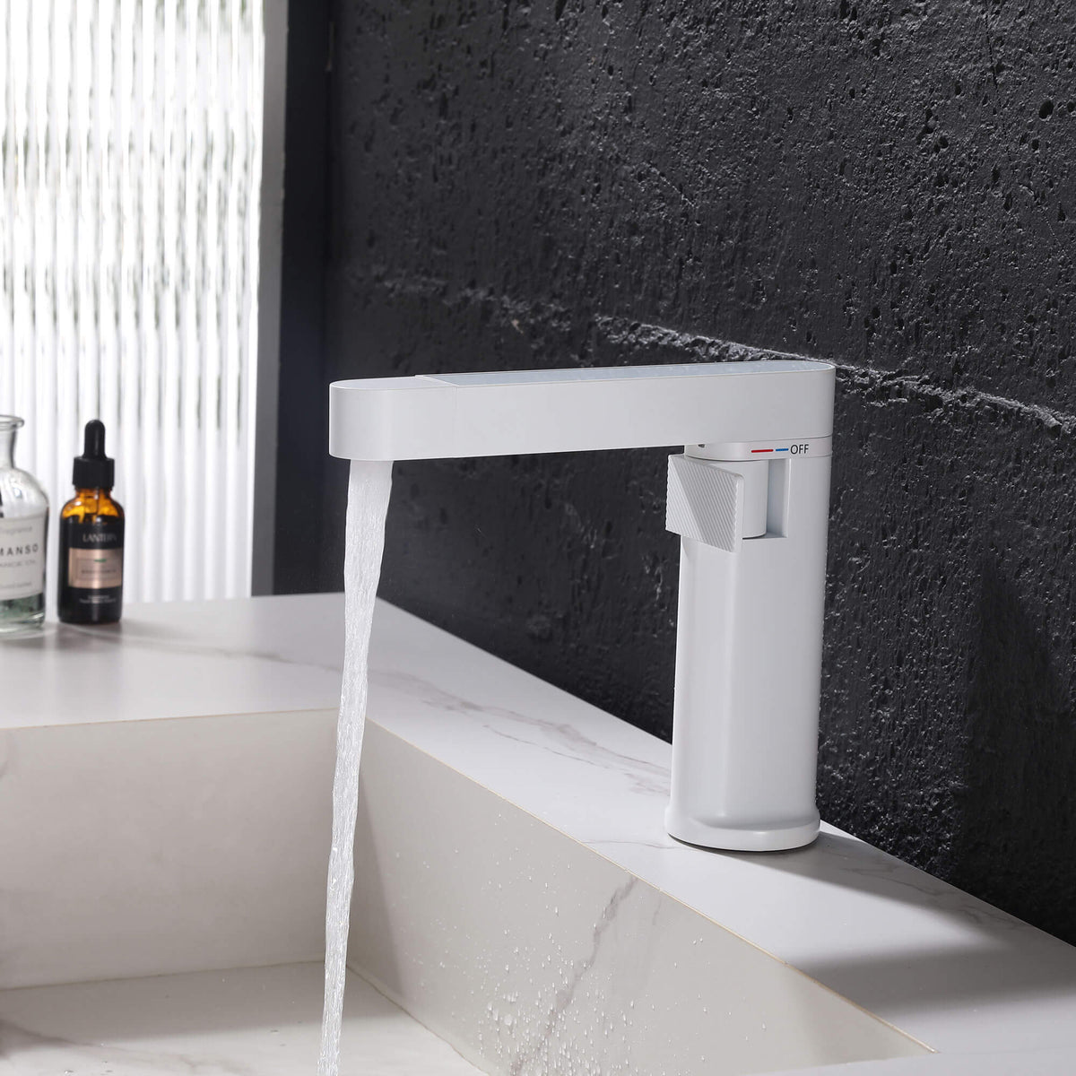 Smart Digital Display Pull-Out Basin Faucet with Dual-Mode Multi-Flow Delivery